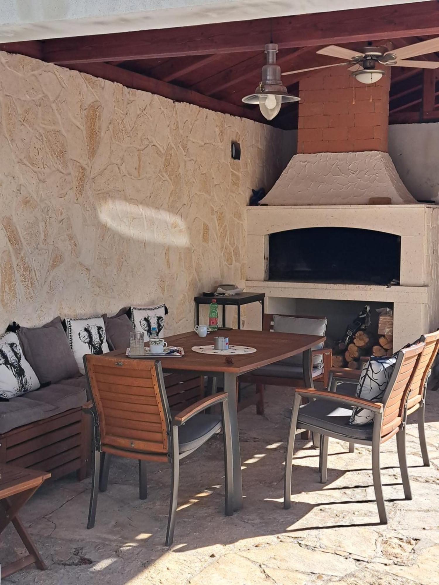 Apartmani Kameno Sidro บิลิเซ ภายนอก รูปภาพ