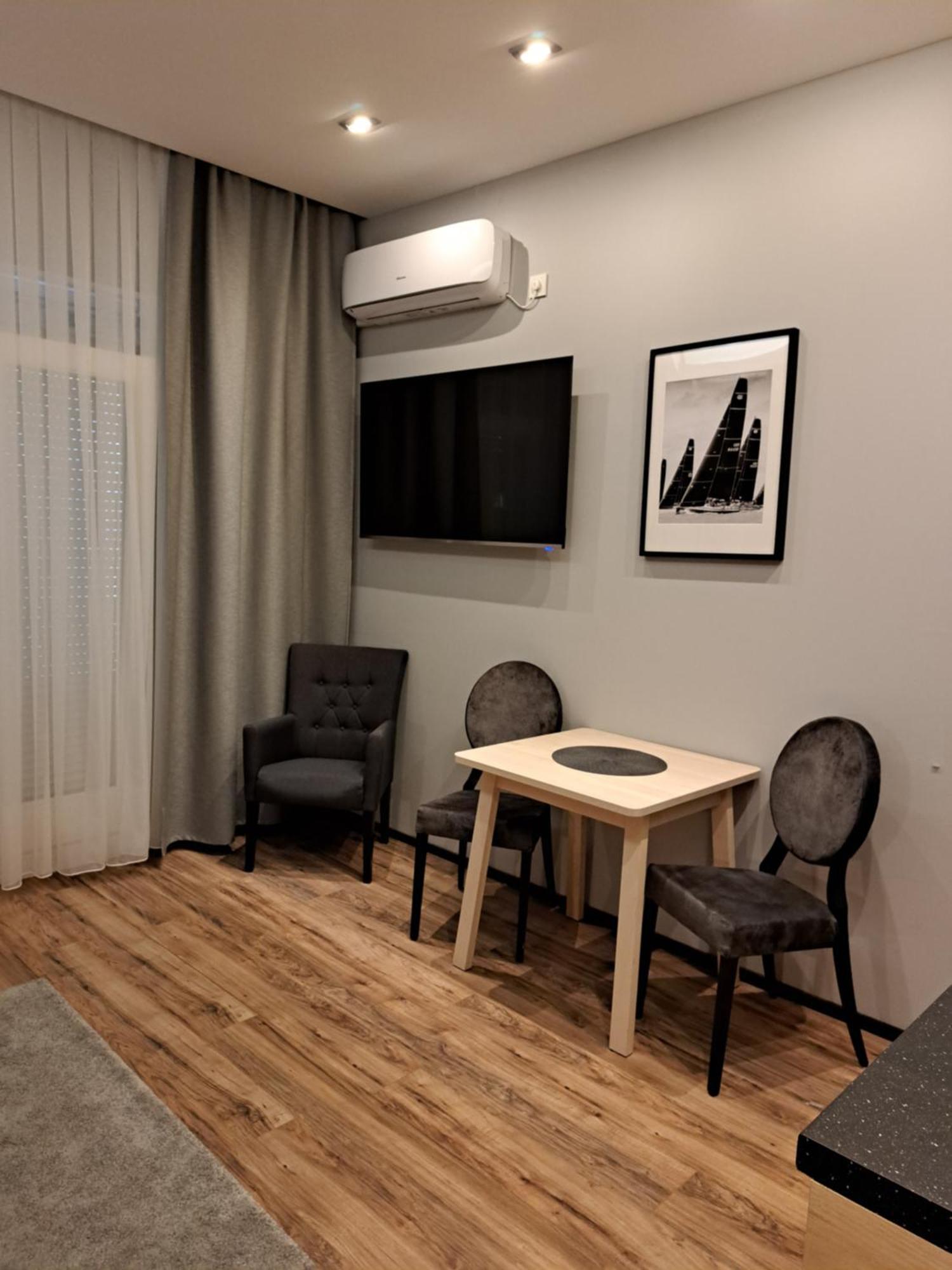 Apartmani Kameno Sidro บิลิเซ ภายนอก รูปภาพ